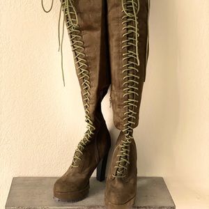 I am selling these above knee heeled boots!!